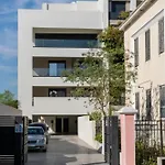 Sunhall Maisonette Apartmán