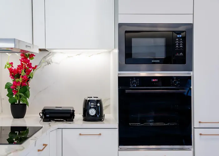 Апартаменты Sunhall Maisonette *