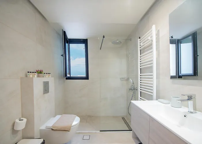 Lejlighed Sunhall Maisonette